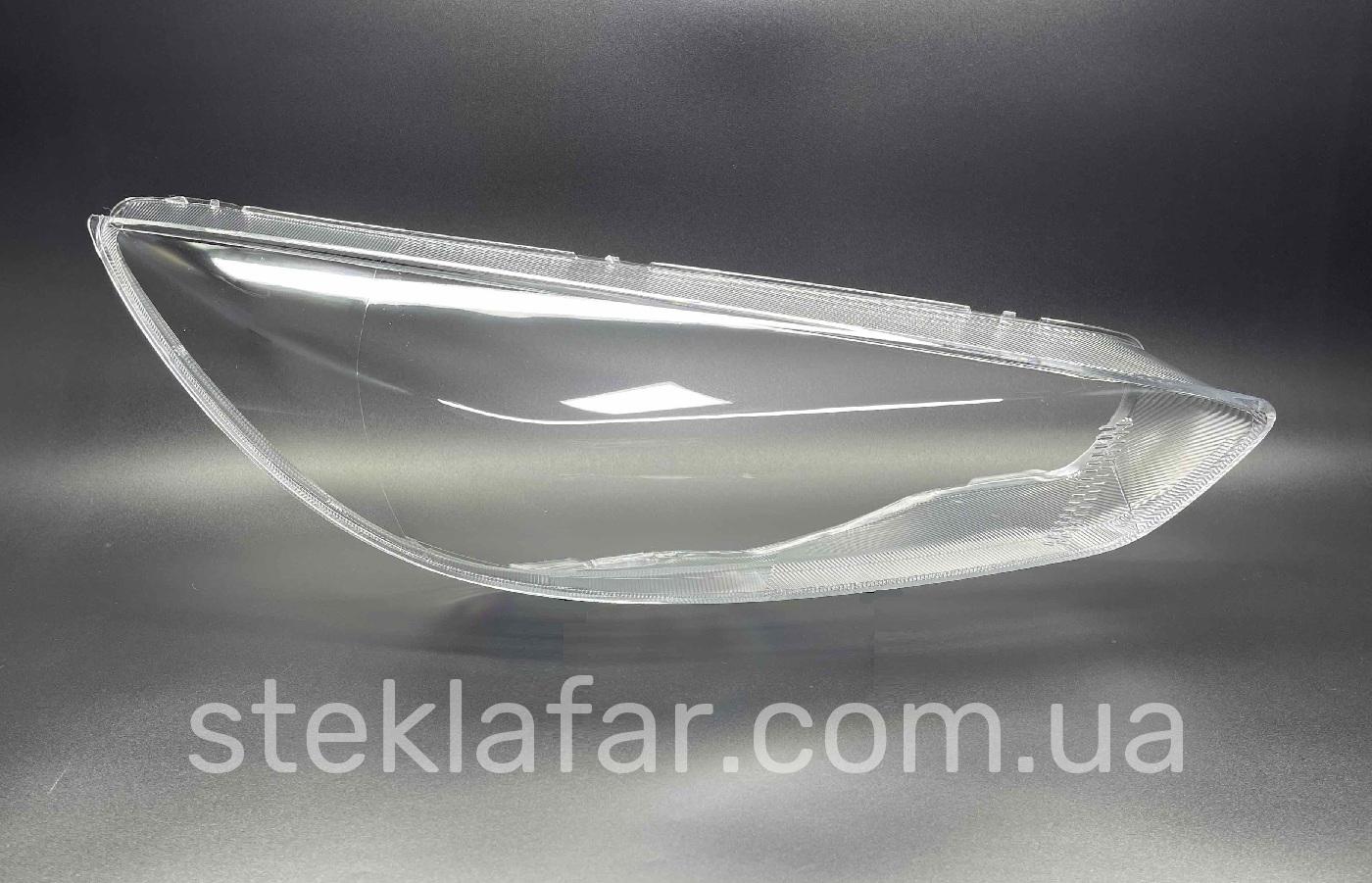 Стекло фары Ford Focus MK3 (2015-2018)